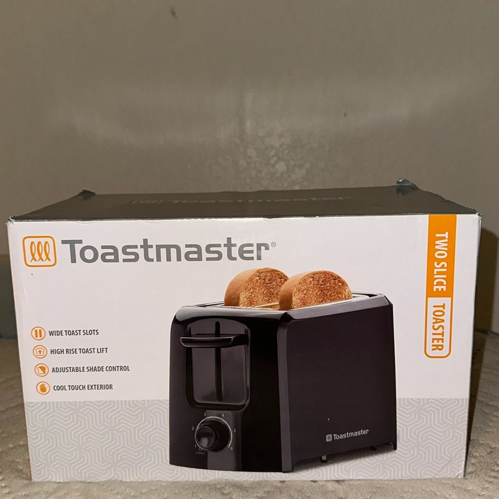 Brand New ToastMaster Toaster black